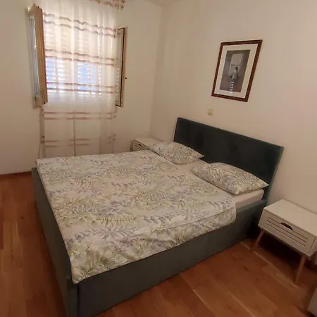 Ela With Private Jacuzzi * Podgora (Split-Dalmatia)