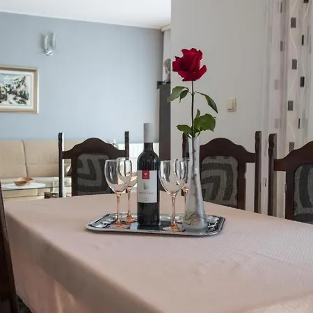 Apartmán Ela With Private Jacuzzi *