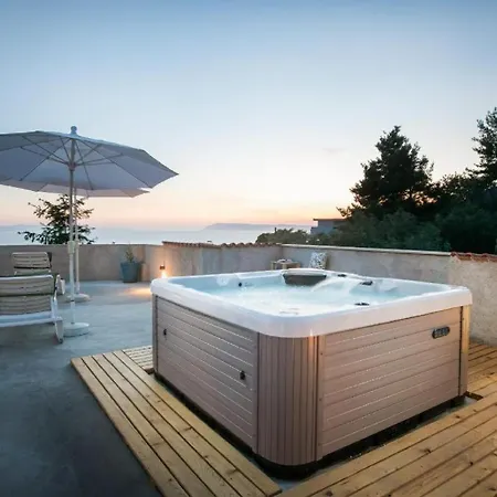 Apartmán Ela With Private Jacuzzi Podgora (Split-Dalmatia)
